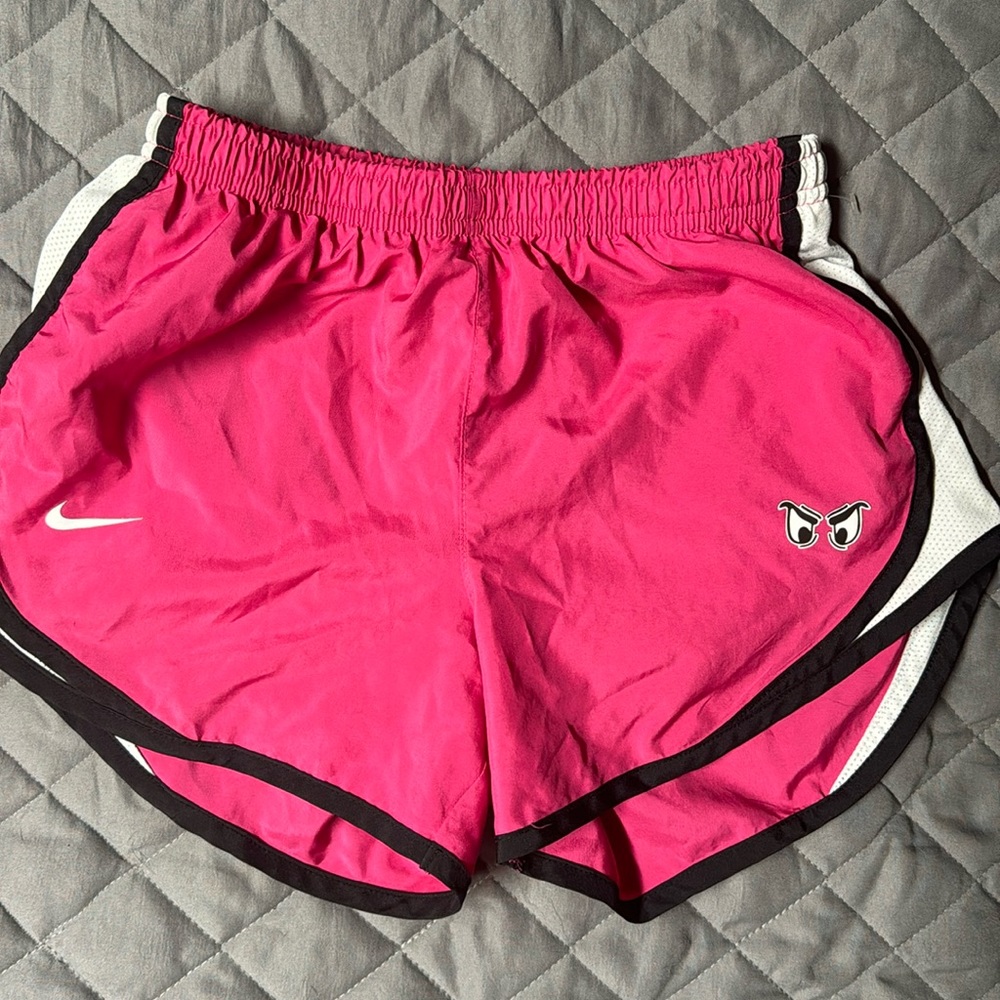 Girls Nike shorts size medium